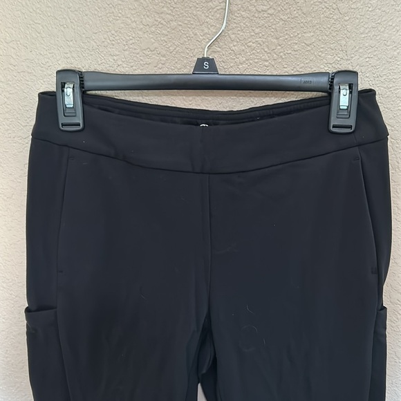 Barely worn pull on pants. - Picture 2 of 6